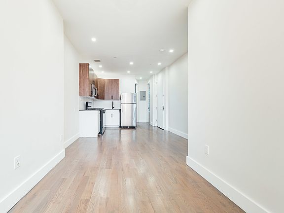 2nd image of 13 Palmetto St #6