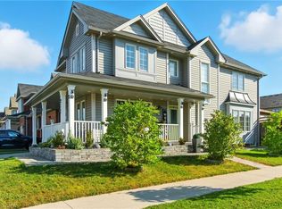 7764 Sycamore Dr, Niagara Falls, ON L2H0N6