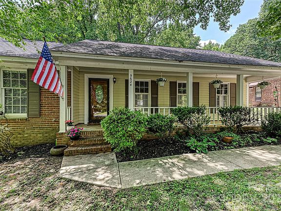 2nd image of 9624 Hinson Dr