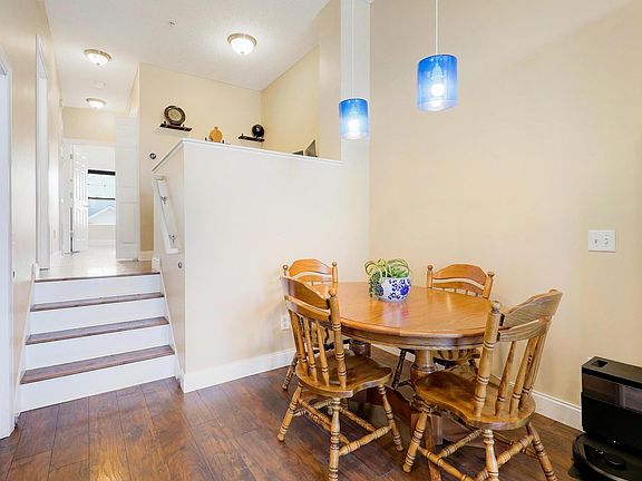 5th image of 2832 Clover Ridge Dr