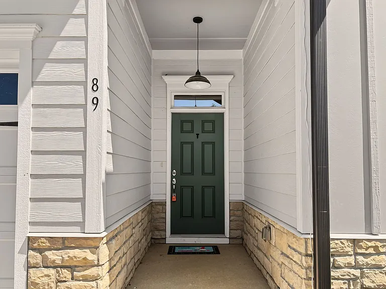 89 Kathy Mae Ct — Photo 2