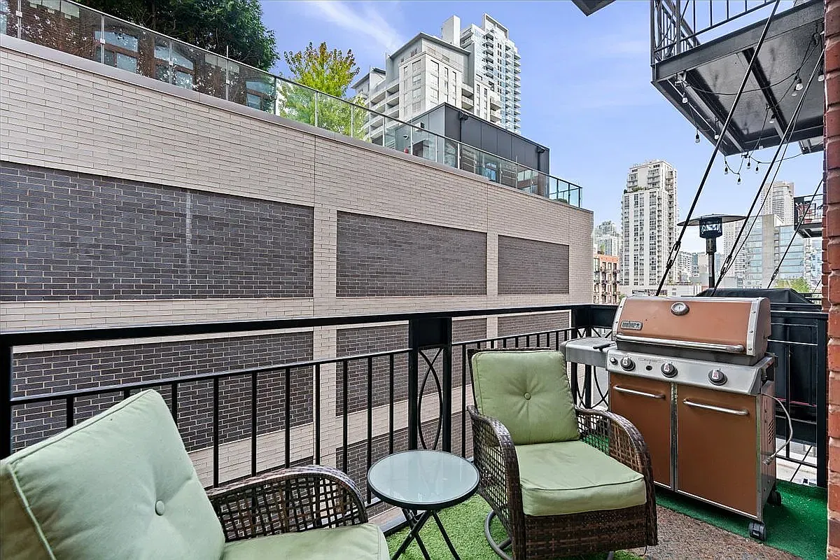 2 bed, 1080 sqft, $2,950 — Photo 4