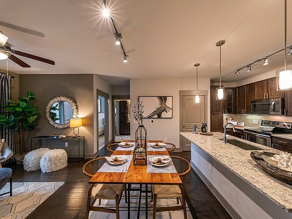 Windsor Old Fourth Ward apartment homes feature authentic hand-scraped hardwood floors