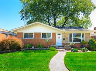 24820 Teppert Ave, Eastpointe, MI 48021