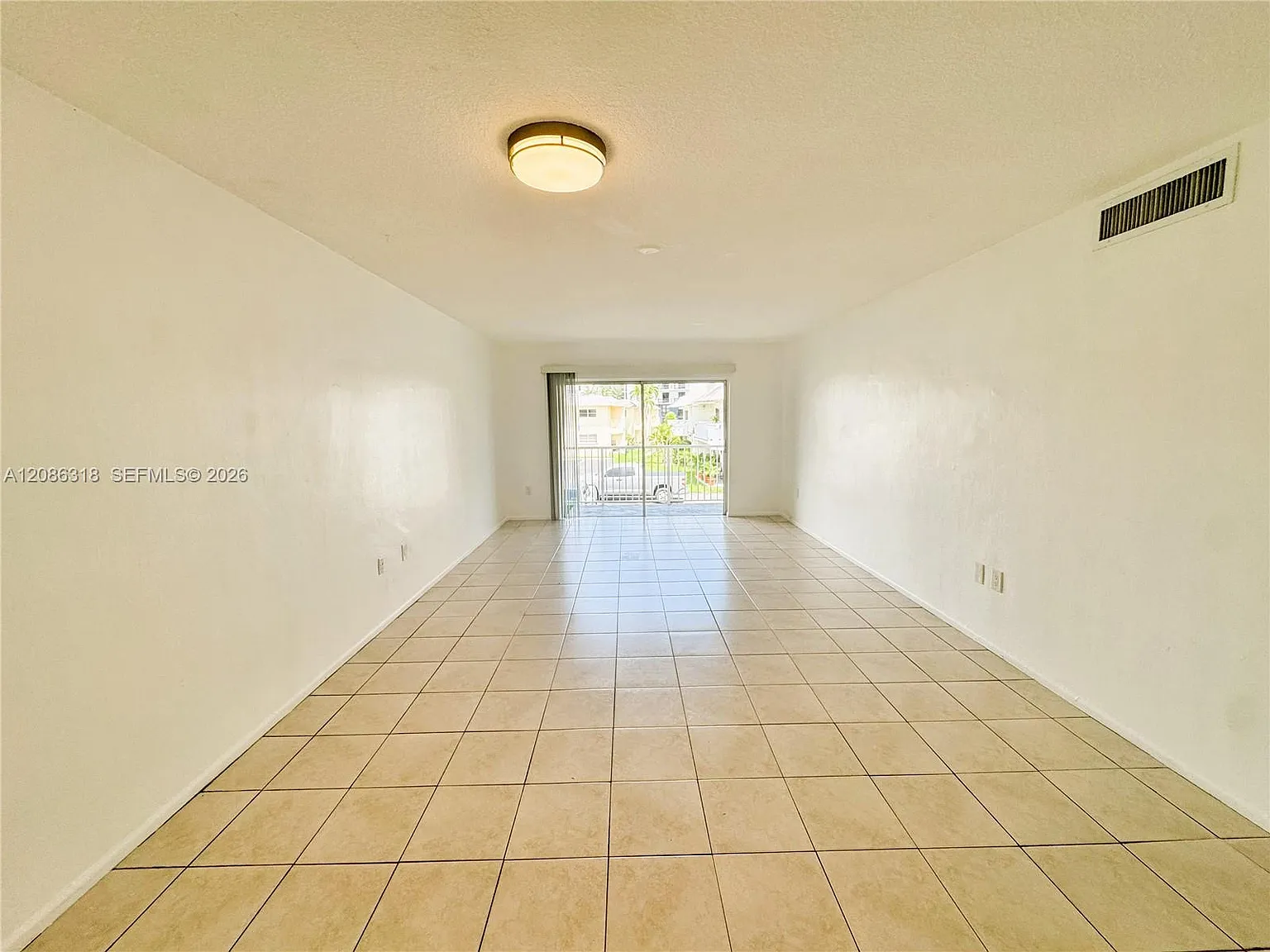 Village At Dadeland Condo — Photo 4
