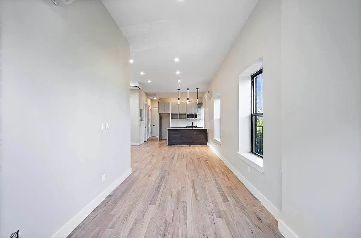 441 Myrtle Avenue — Photo 4