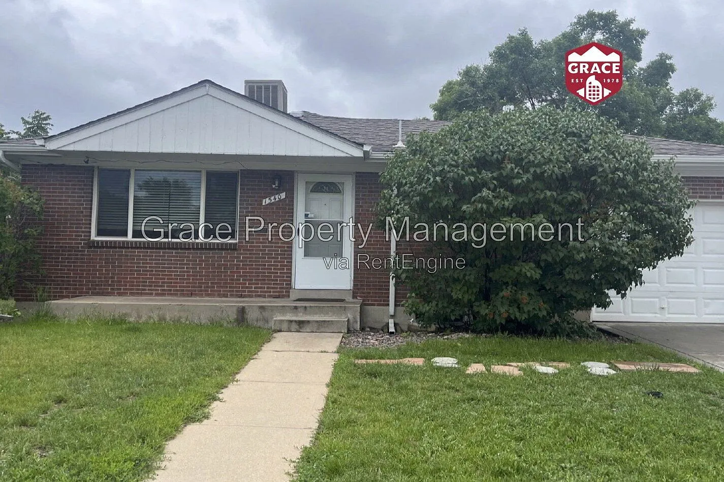 5 bed, 2.0 bath, 2100 sqft, $2,495 — Photo 1