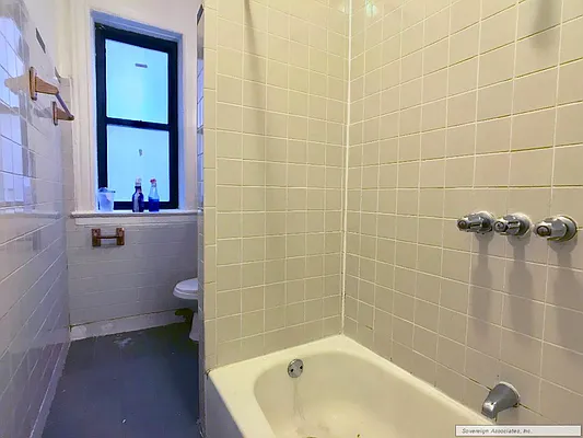 Rented by Sovereign Associates | media 5