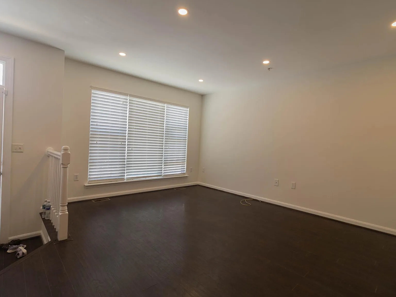 4 bed, 2280 sqft, $2,600 — Photo 4