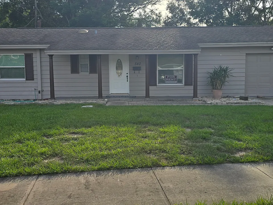 540 Santiago Ave