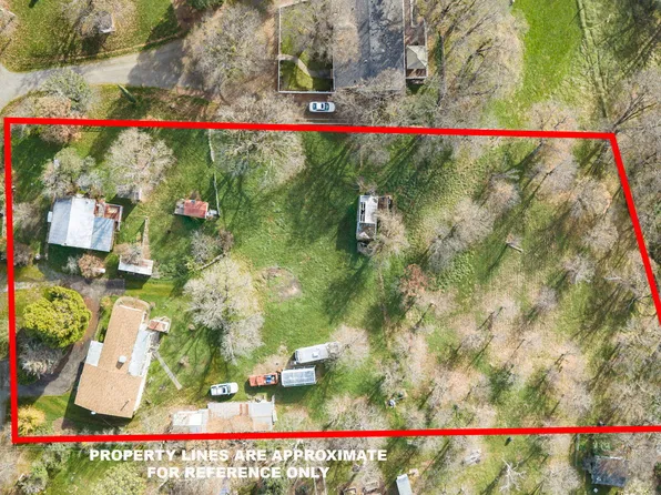 126 Haven Rd, Jacksonville, OR 97530