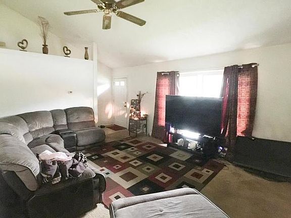 4th image of 9905 W Marguerite Ln
