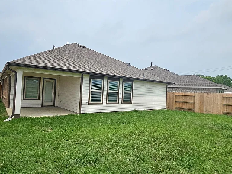 9918 Lockridge Manor Dr — Photo 18