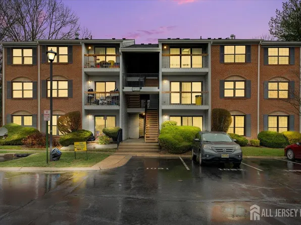 306 Bromley Pl, East Brunswick, NJ 08816