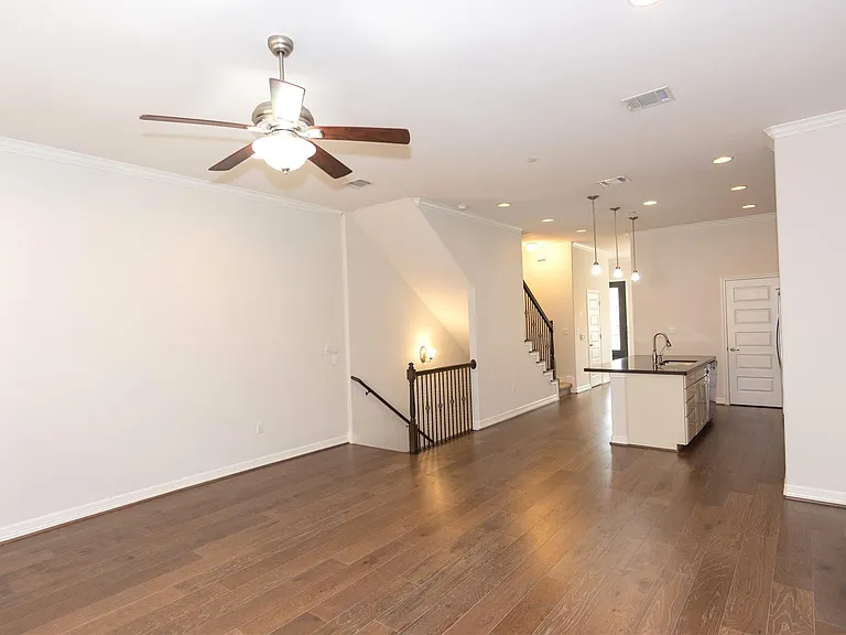 12205 Terraza Cir #59 — Photo 10