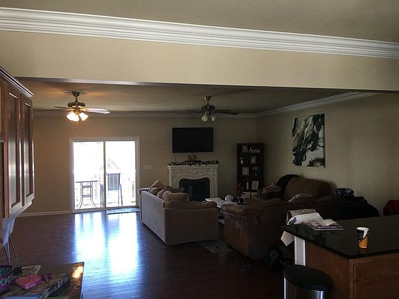 3rd image of 21 Tall Grass Ln #17