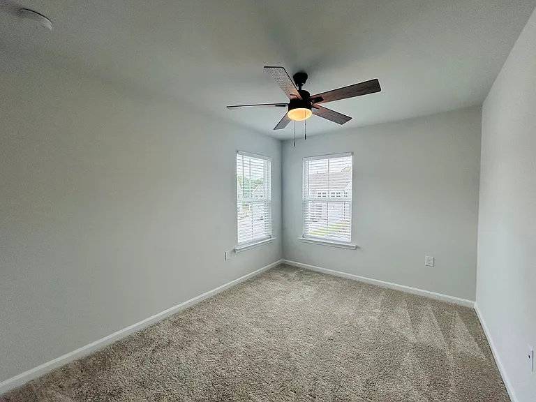 822 Falls Grove Trl — Photo 14
