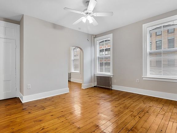 3rd image of 320 8th St