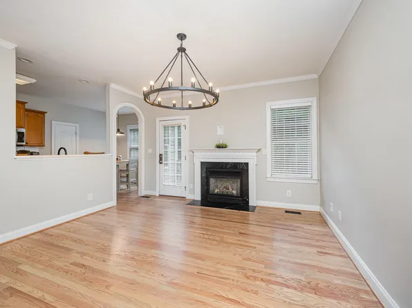 25 Williamston Ridge Dr, Youngsville, NC 27596