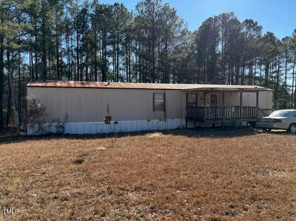 5476 Zacks Mill Rd #B, Angier, NC 27501