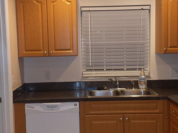 2nd image of 441 NW Cornell Ave