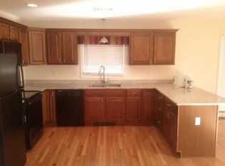 2 Talia Ct, Coventry, RI 02816