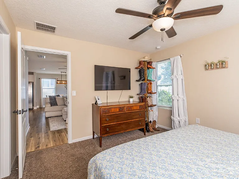 2989 Rock Creek Ct — Photo 24