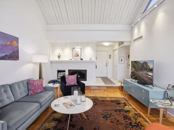 6075 Lincoln Dr APT 309, Edina, MN 55436