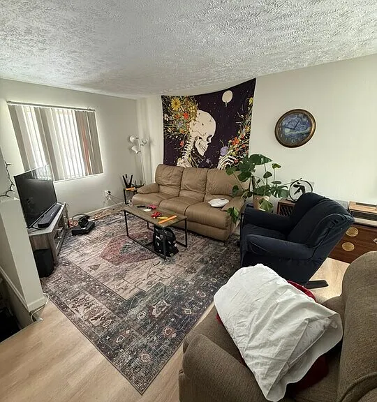 1250 Lilac Ave — Photo 5