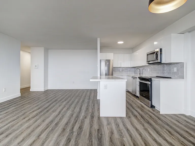370 Ridelle Ave — Photo 31