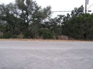 1316 Log Cabin Ln, Fischer, TX 78623