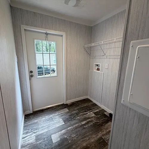 127 Evan Ave — Photo 8