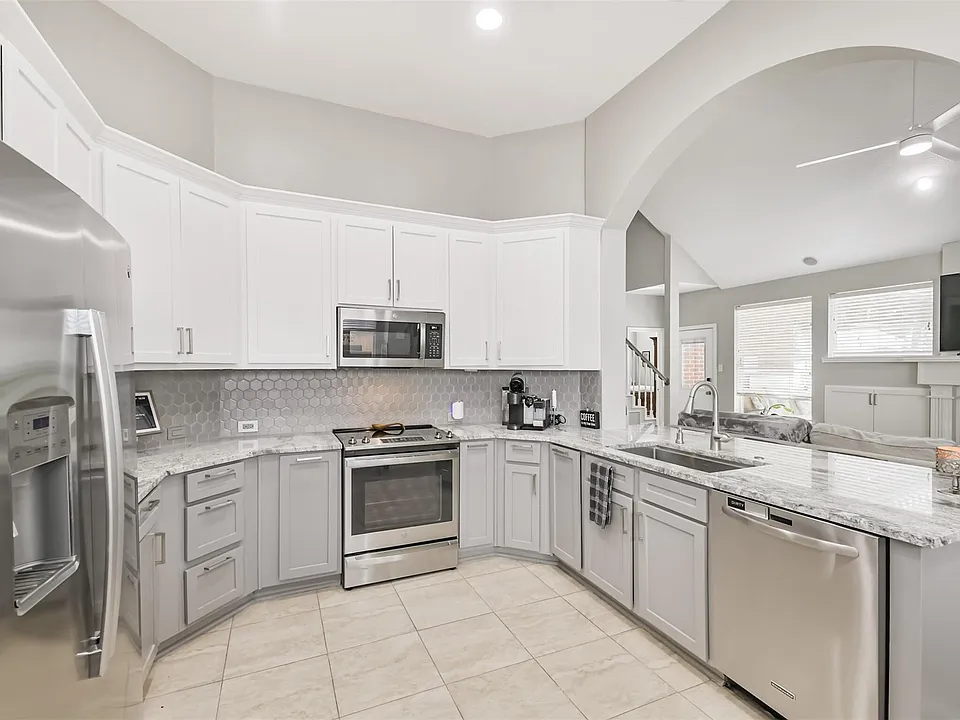 20606 White Berry Ct