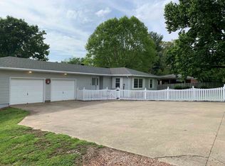 6577 Yankeetown Rd, Newburgh, IN 47630