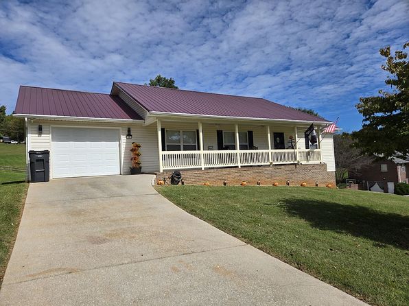 720 Pinewood Cir