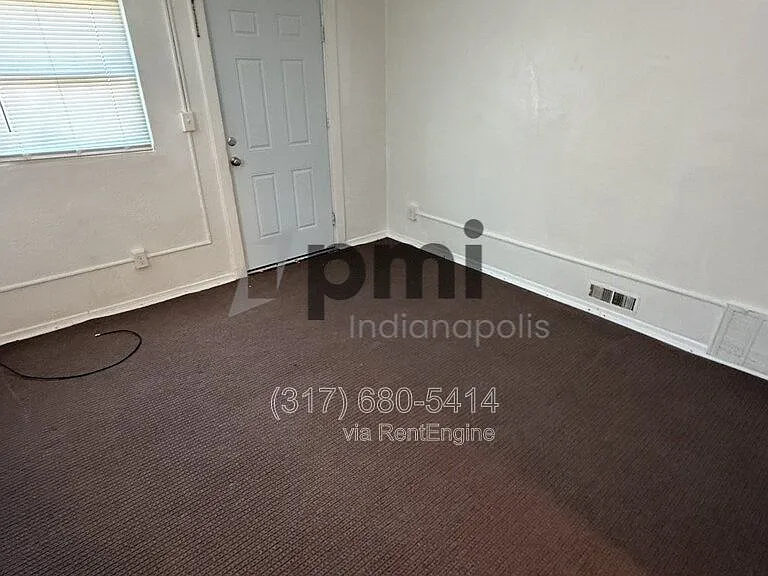 1311 E 11th St #2 — Photo 13