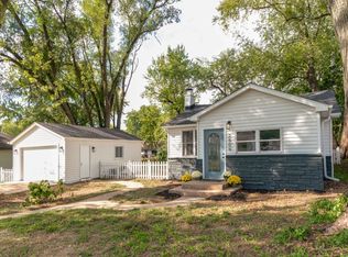 2509 S Birchwood Ave, McHenry, IL 60051