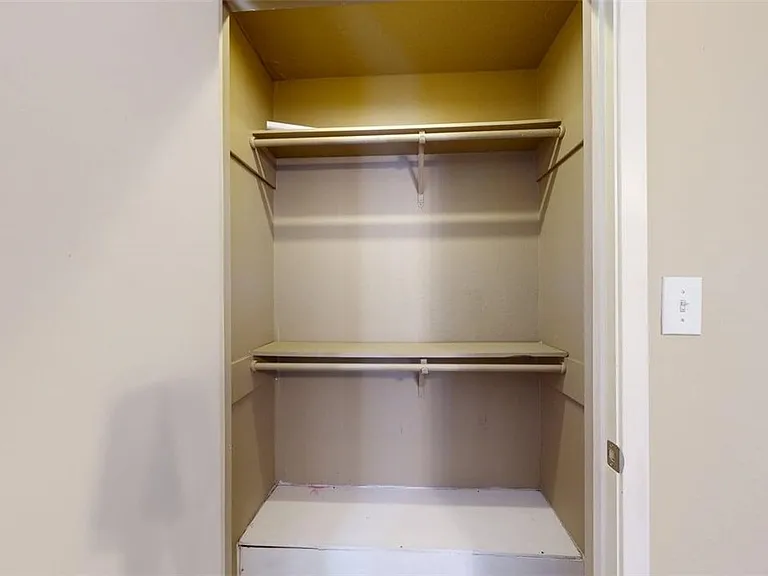 1724 Boardwalk Ct — Photo 20