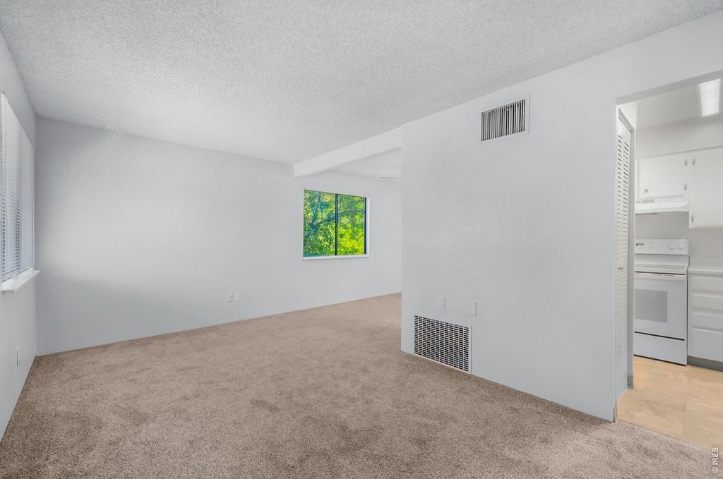 1705 Heatheridge Rd #A201