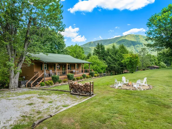 3381 Mattox Cemetery Rd, Sevierville, TN 37862