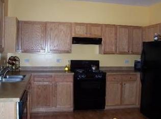 28806 W Pondview Dr, Lakemoor, IL 60051