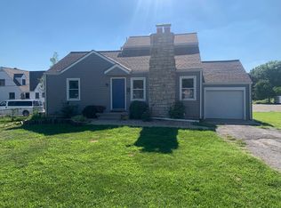 5730 Flint St, Shawnee, KS 66203