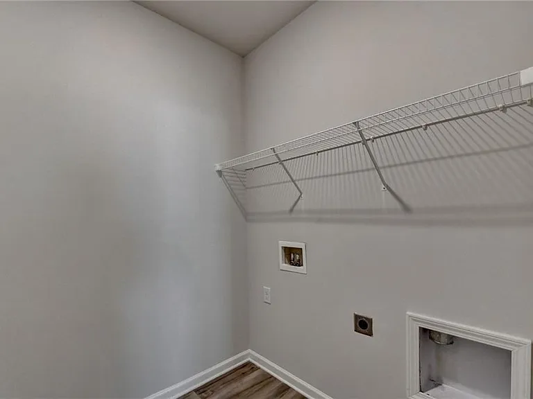 1854 Westfall Lndg — Photo 37