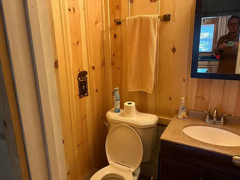 3804 Alder Ave — Photo 7
