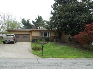 611 Joy St, Neosho, MO 64850