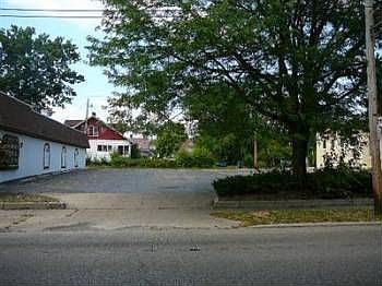 2nd image of 3223 Hoover Ave