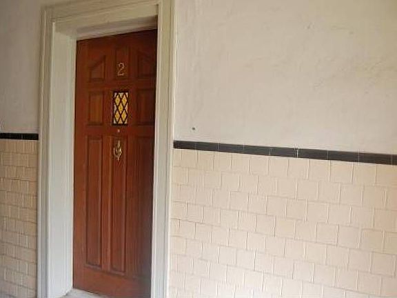 APARTMENT ENTRANCE