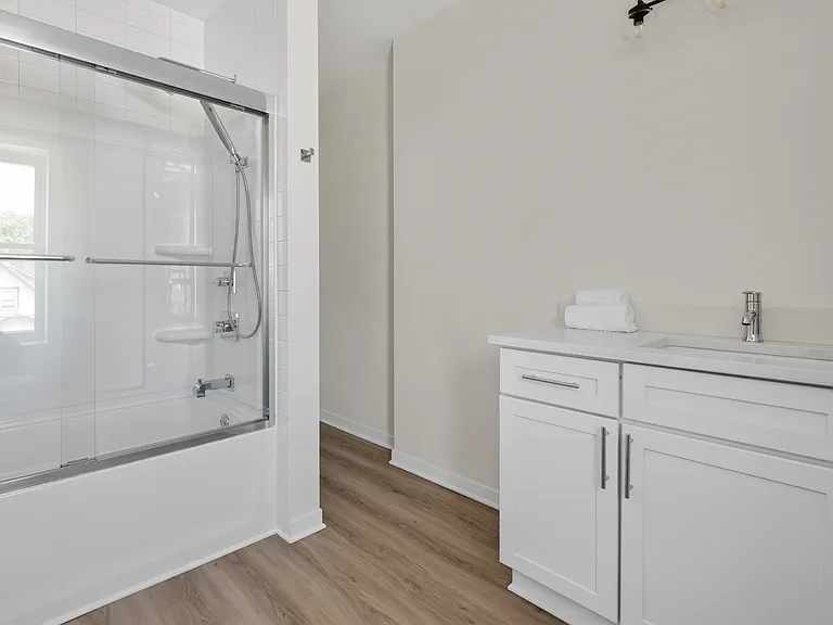2995 S Clement Ave #A — Photo 24