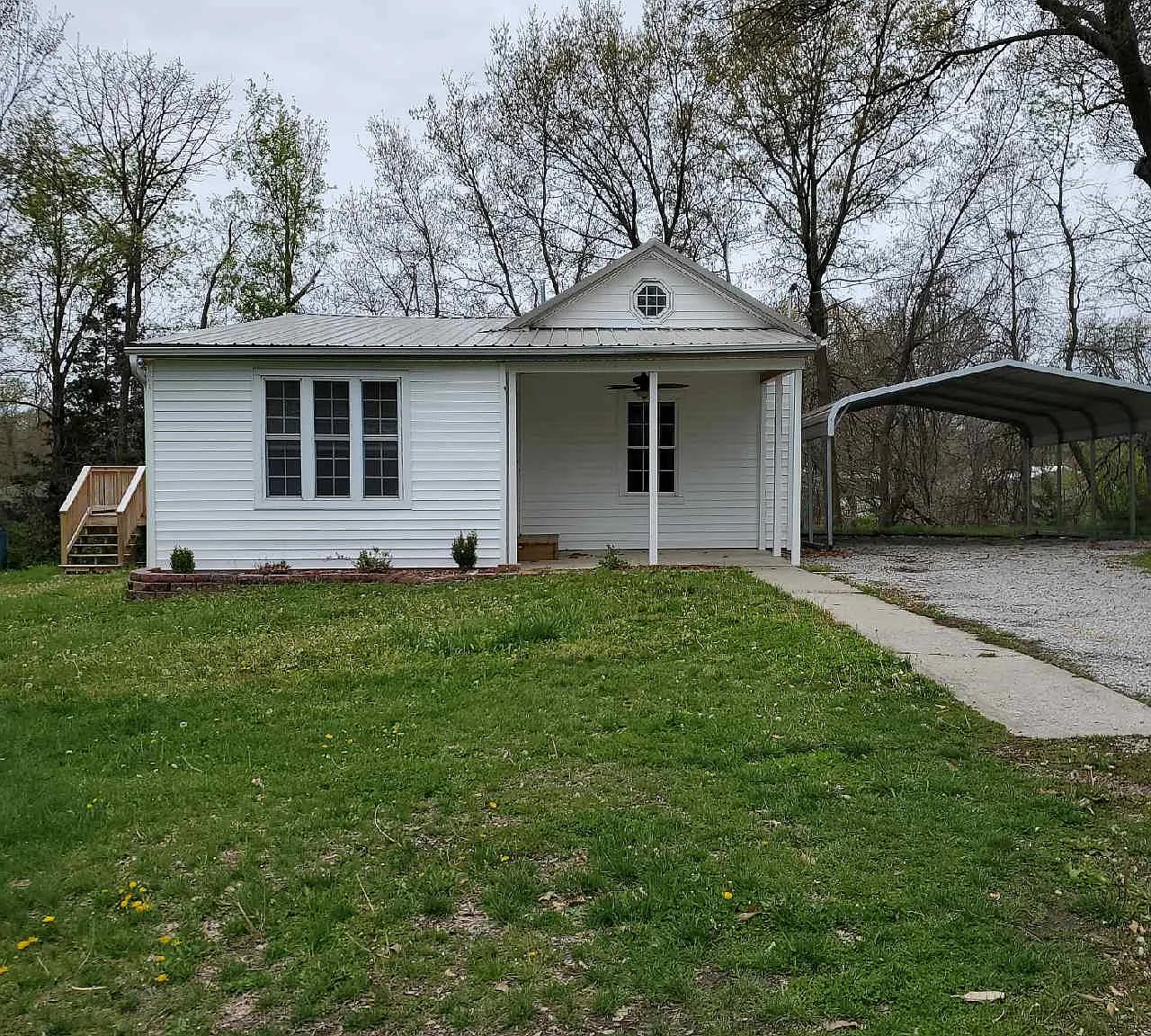 407 S Lincoln Ave - 1 — Photo 1
