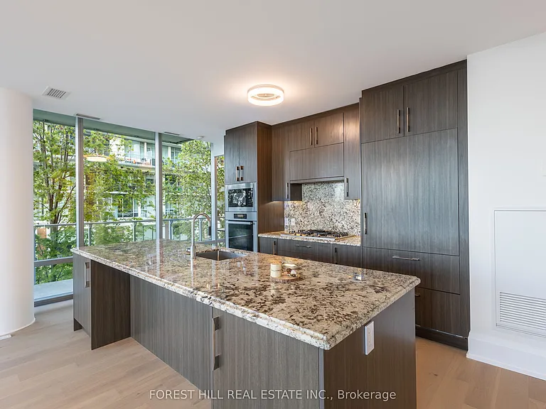 39 Queens Quay E #313 — Photo 4